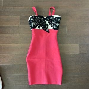 Celeb boutique/house of CB dress in size XS